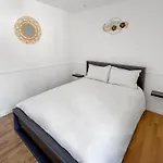 Calme Et Confort Au Coeur Du Vieux *