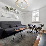 Calme Et Confort Au Coeur Du Vieux Apartment