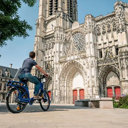 Apartamento Calme Et Confort Au Coeur Du Vieux *