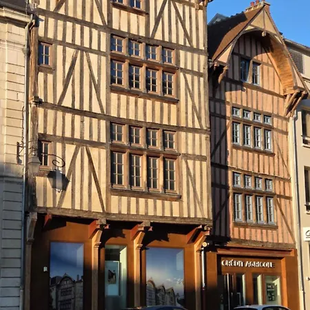 Calme Et Confort Au Cœur Du Vieux