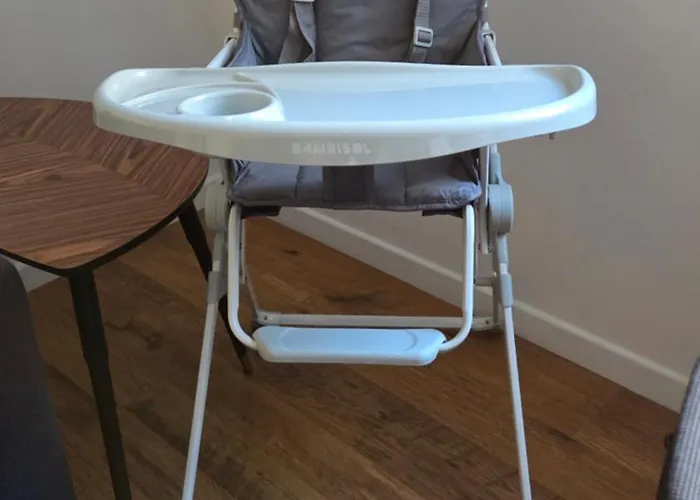 Calme Et Confort Au Coeur Du Vieux Appartement